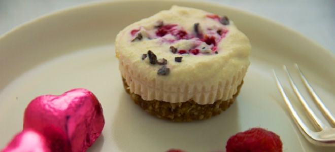 healthy raspberry cheesecake