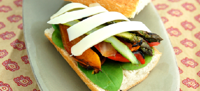 Grilled Vegetable Sandwich Featured