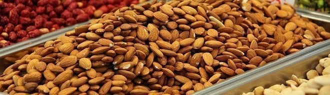 Calcium-rich foods almonds