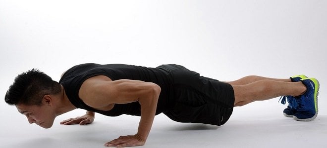 10 Ridiculously Simple Morning Workouts to Stay in Shape Pushups