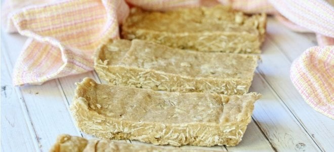 peanut butter protein bars