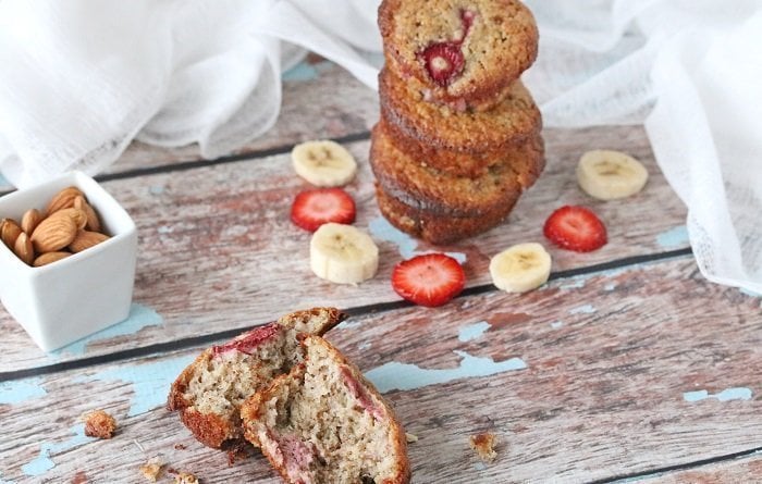 strawberry banana muffins