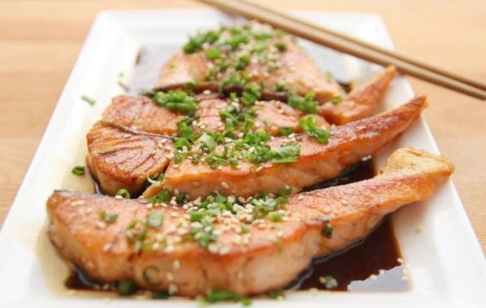 4 Health Alternatives If You Can't Eat Fish