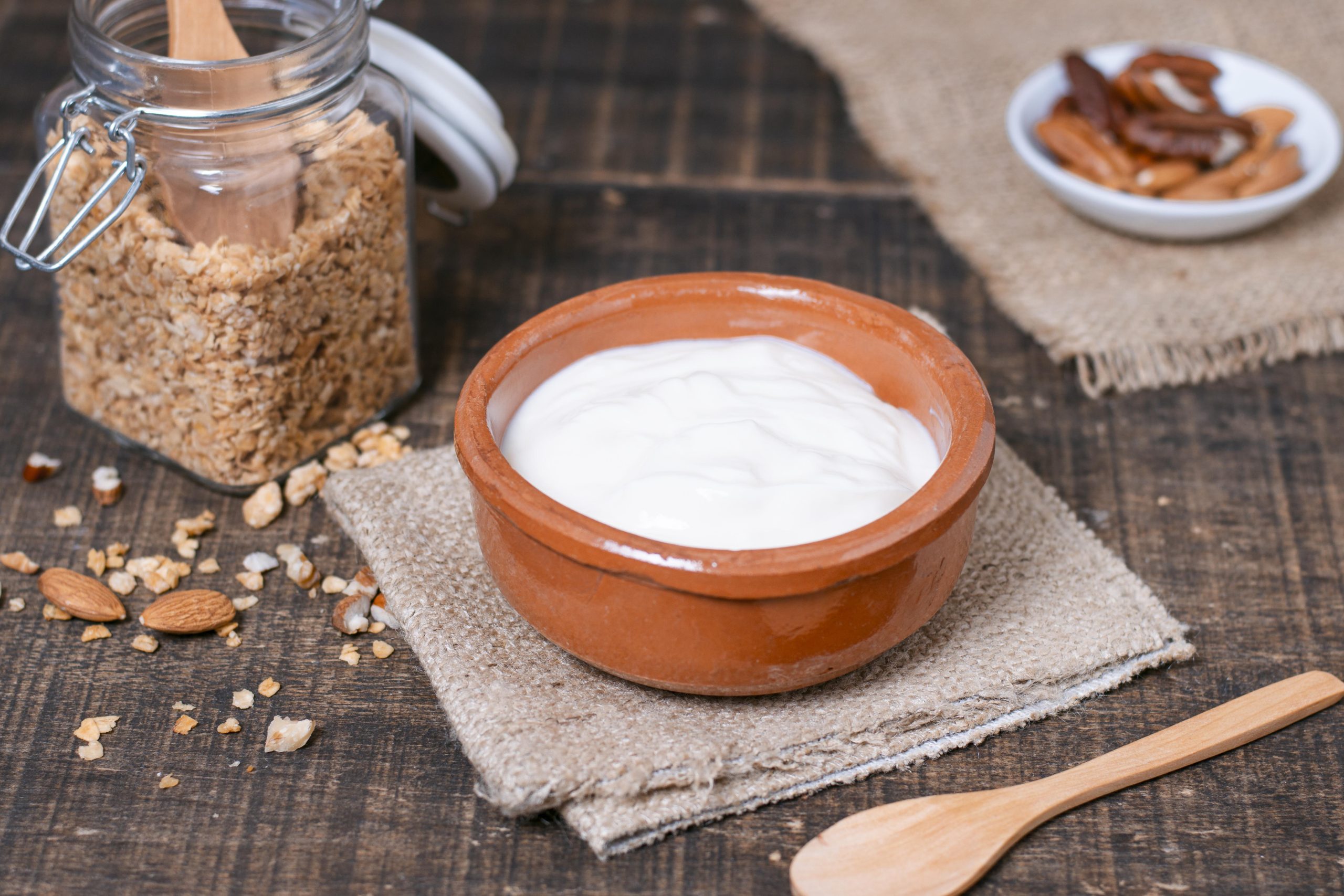 Yogurt 101: A Comprehensive Guide to Probiotic Yogurts